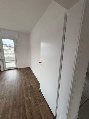 Helle Wohnung mit Balkon