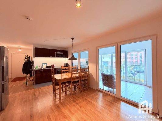 Blick in Küchenbereich