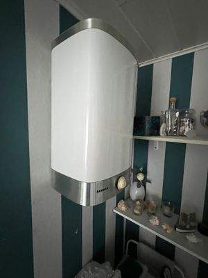 Warmwaserspeicher Bad im 2.OG