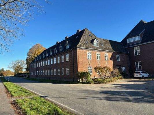 Die Straßenansicht der "Alten Lotsenstation"