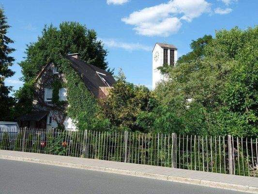 Wohnumfeld Kirche.jpg