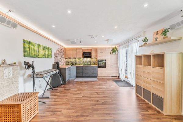 Wohn- und Essbereich UG