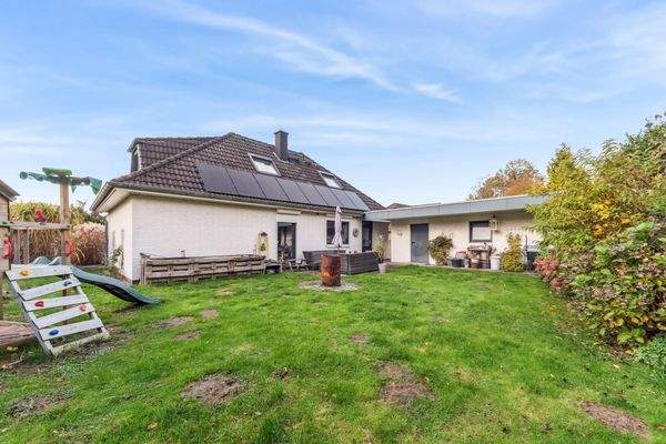 Hausansicht von hinten