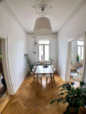 Sanierte Altbau-Liebhaber-Wohnung in Fürth!