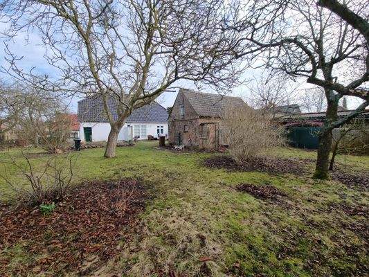 Haus- und Grundstücksansicht