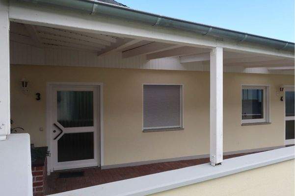 Wohnungseingang Nr. 3