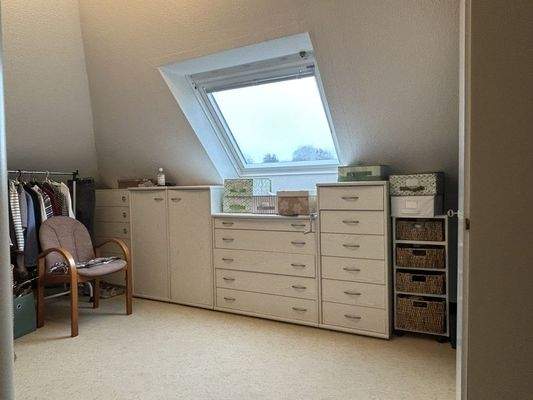 Ankleide-/Gästezimmer OG