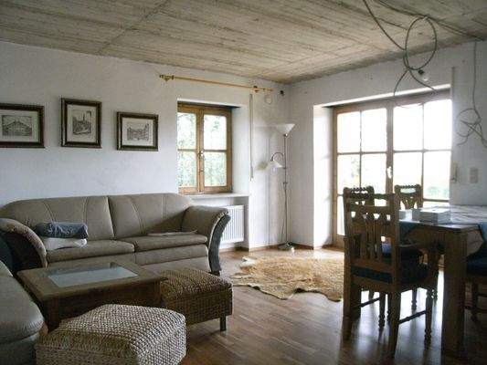 Wohnzimmer o. Schlafzimmer-OG