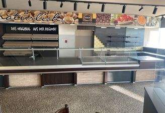 Verkaufsraum mit Theke