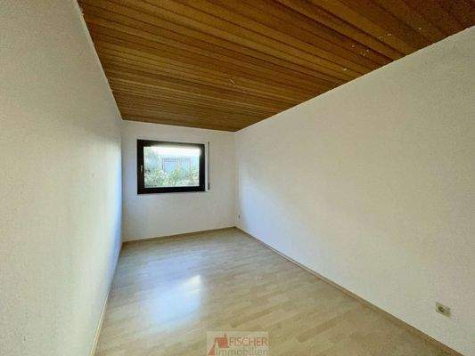 Kind-od. Arbeitszimmer Gartengeschoss