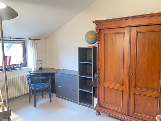 Schlafzimmer 2