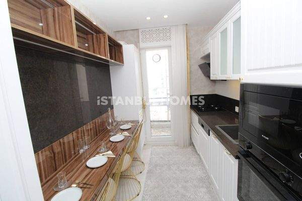 Apartments in a Complex in an Advantageous Location in Esenyurt