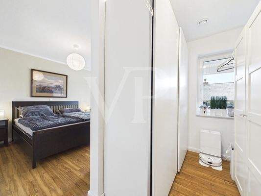 Schlafzimmer mit Ankleide