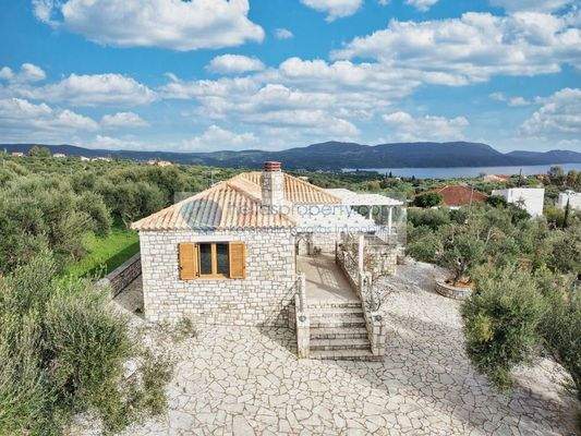 008f2adbdc3b43a4ac1490c11328059f-original