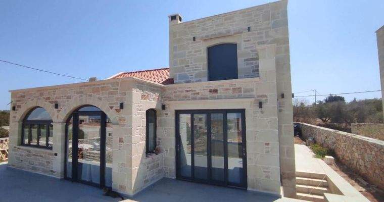 Kreta, Litsarda: Villa mit Pool und Meerblick zu verkaufen