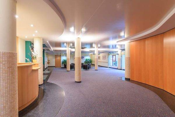 Das Foyer mit Rezeption