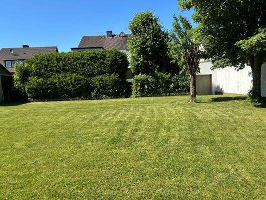 Hinterer Gartenteil mit Blick auf das Wohnhaus