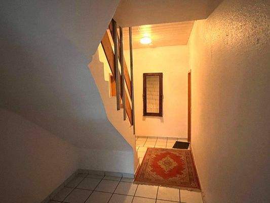 Flur zu den Wohnungen 