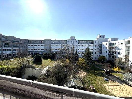 Blick vom Balkon.JPG