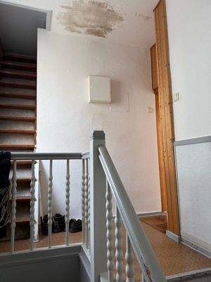 Treppenhaus im OG
