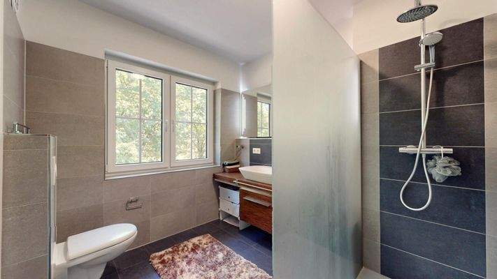 OG, Schlafzimmer 2, Bad