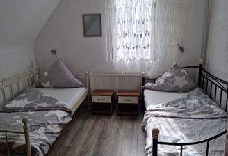 Zimmer mieten in Stuttgart WG Zimmer möbliert Zeitwohnen urbanbnb 3.jpeg