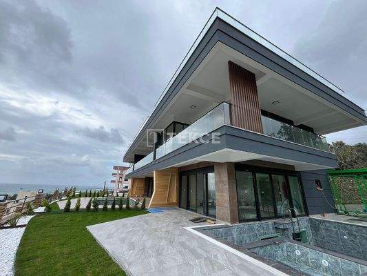 Elegant Villas with Private Pools in Alanya İncekum
