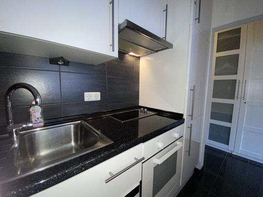 moderne Einbauküche