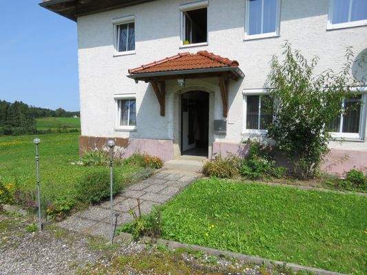 überdachter Hauseingang 