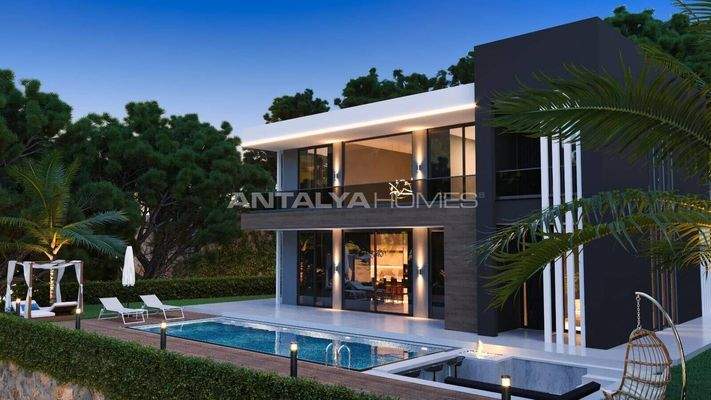Detached Houses with Private Pools and Gardens in Alanya
