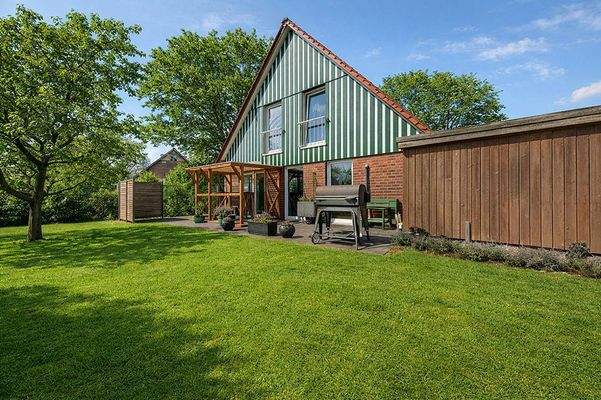 200-8964_Garten-3_Sommer