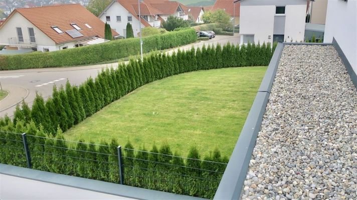 Blick von oben auf den Südgarten