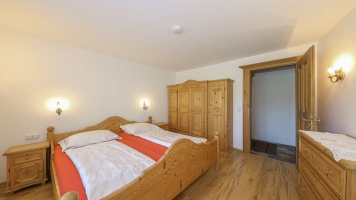 KITZIMMO-Großzügiges Haus mit 3 Wohnungen mieten - Immobilien St. Johann.
