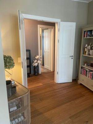 Wohnbereich mit Blick zum Flur