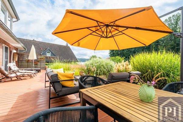 Große Terrasse in Südausrichtung