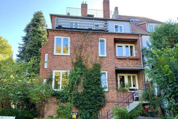 Hausansicht vom Garten