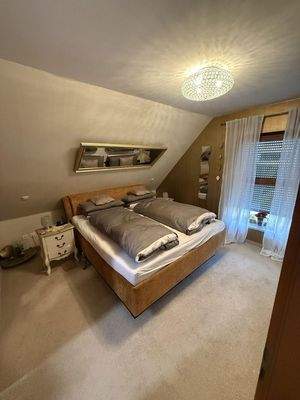 Elternschlafzimmer OG