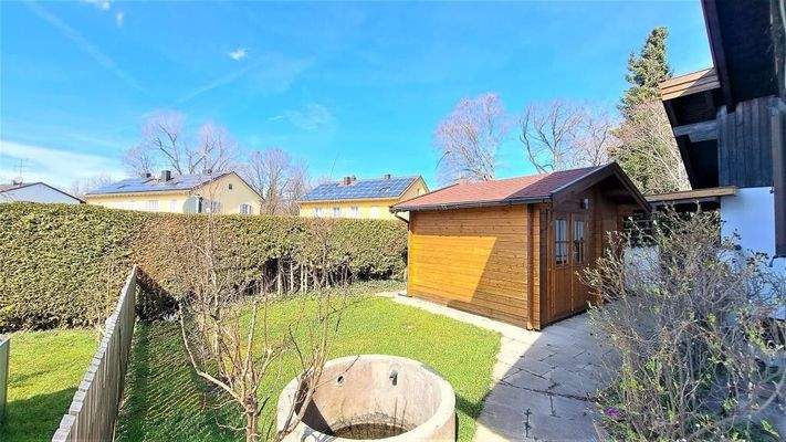 Westgarten Gartenhaus Brunnen