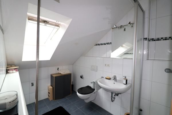 05 Bad Dachgeschoß