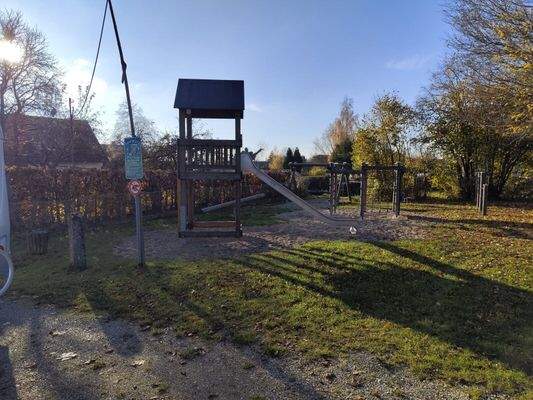 Spielplatz beim Grundstück
