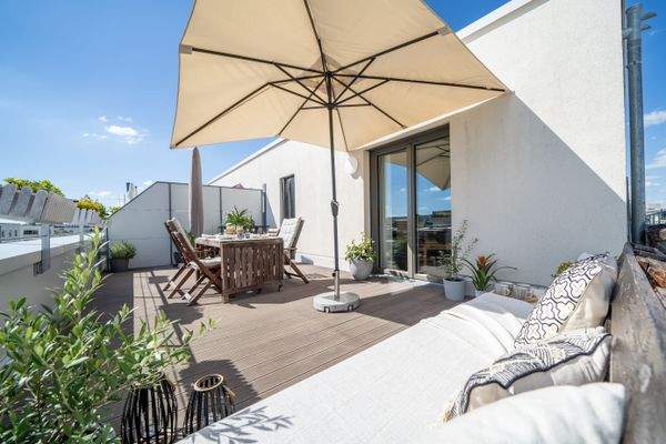 Freedome_Pictures_München_Gertrud_Grunow-Straße 26-15