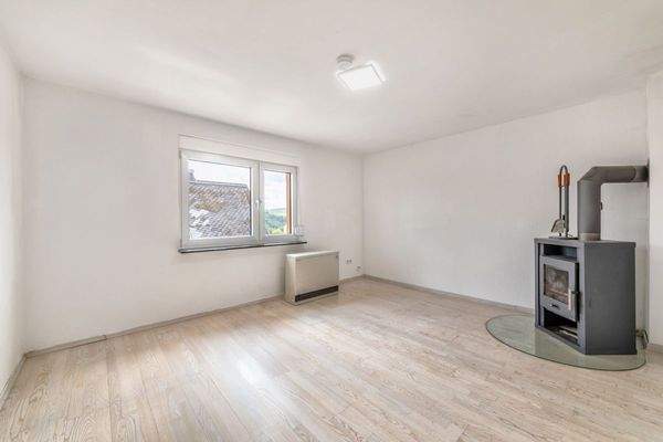 1.OG: Zimmer 1 mit Kamin