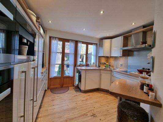 Hochwertigst ausgestattete Küche