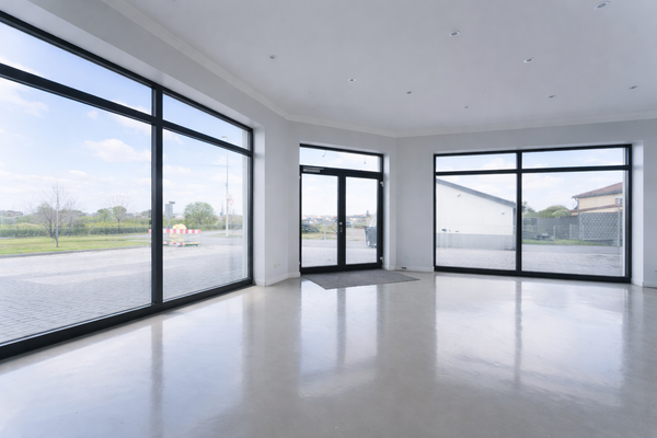 Verkaufs-/Empfangsfläche