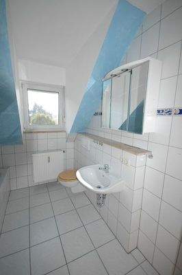 Weißes Ambiente im Bad