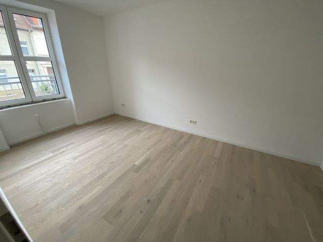 Sanierte attraktive 4- Zimmerwohnung mit Balkon zu vermieten! - Photo 4