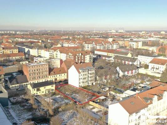 Grundstück und Umgebung