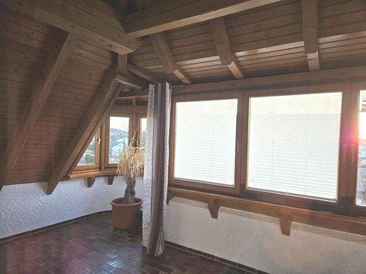 überdachter Balkon 1. OG