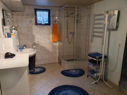 Duschbad im UG.jpg