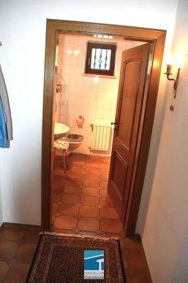 Vorraum vor Gäste-WC